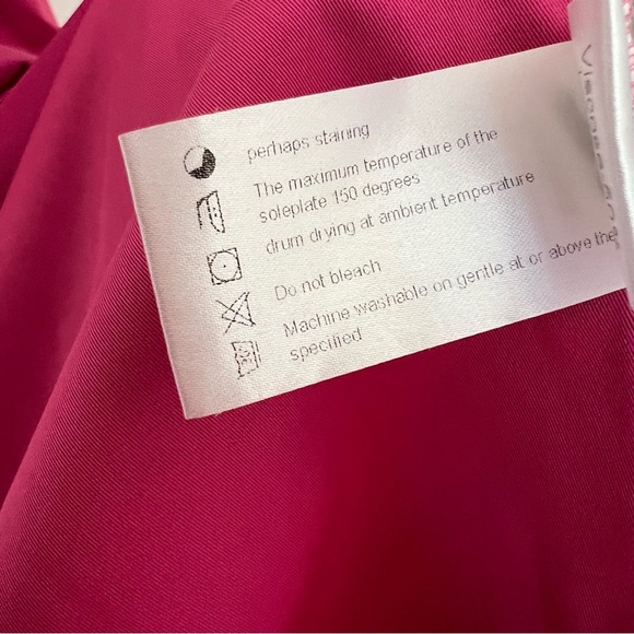 Gowns / Prom Dresses / Formal Dresses - Picture 9 of 11